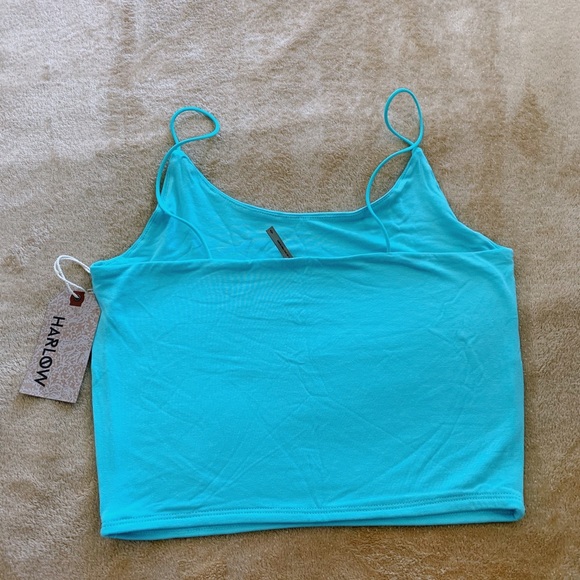 Tops - Picture 4 of 4